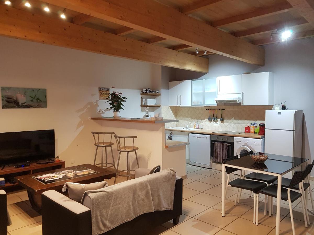 Appart B Tout Confort, Climatise Sur Coursan Exterior photo